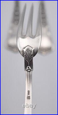 12 fourchettes à dessert en argent 800 Art Nouveau orfèvre Suisse Jezler muguet
