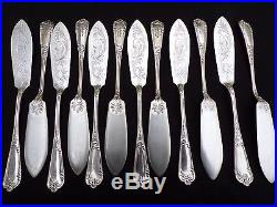 24 couverts 12 fourchettes 12 couteaux à poisson en métal argenté art nouveau