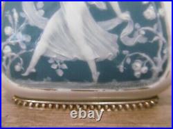 Ancien vase en porcelaine art nouveau signé Joé Descomps monture argent massif