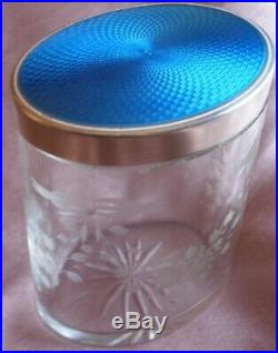 Boîte ovale Cristal gravé & taillé Bouchon argent massif émaillé bleu & vermeil