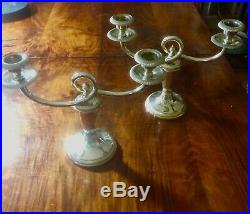 Christofle paire de chandeliers bougeoirs 2 feux en métal argenté, Galia