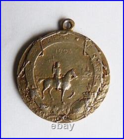 Médaille pendentif ARGENT massif signé ART NOUVEAU 1903 Les CAVALIERS DE PARIS