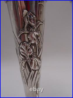Paire De Vases En Argent Massif Epoque Art Nouveau Origine Angleterre