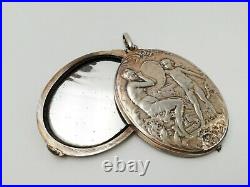 Pendentif Art Nouveau en argent double miroir scène antique poinçon d'orfèvre