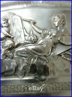 Petite armoire murale Art Nouveau, bois + métal argenté, Femme et 11 angelots