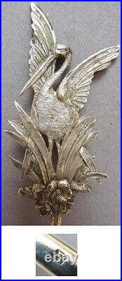 Superbe pique en métal argenté décor héron cigogne Vers 1900 Art Nouveau