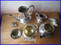 Superbe service à café thé métal argenté Gallia Christofle monogramme GC ou CG