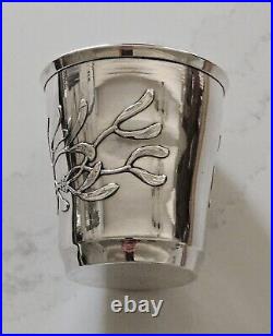 Tres Jolie Timbale Art Nouveau Au Gui En Argent Massif Poids 76 Grammes. 1900