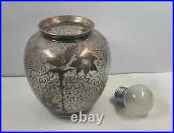 Vase Ancien émaillé argent- Art Nouveau Décor fourni chat, écureuil, oiseau